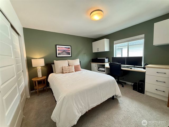 14979 Olympic Loop E, Bonney Lake, WA 98391