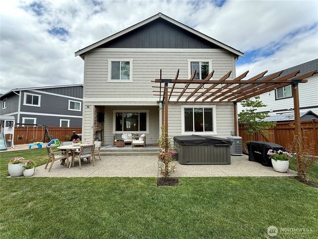 14979 Olympic Loop E, Bonney Lake, WA 98391