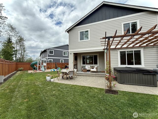 14979 Olympic Loop E, Bonney Lake, WA 98391