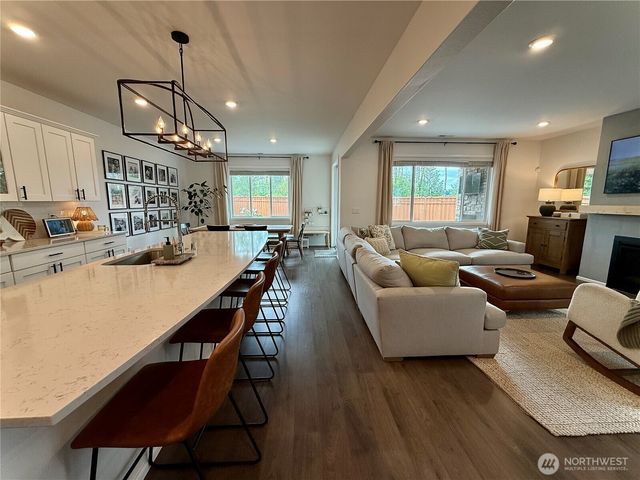 14979 Olympic Loop E, Bonney Lake, WA 98391