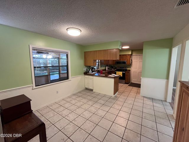 2117 Yorkshire Drive, Deland, FL 32724
