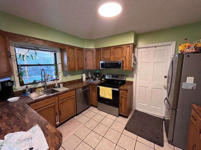 2117 Yorkshire Drive, Deland, FL 32724