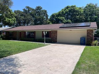 2117 Yorkshire Drive, Deland, FL 32724