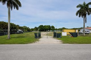 3550 NW 94th Ave, Cooper City, FL 33024