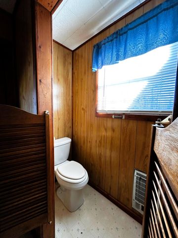 331 Louisiana Avenue, Etowah, TN 37331