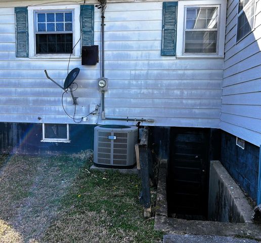 331 Louisiana Avenue, Etowah, TN 37331