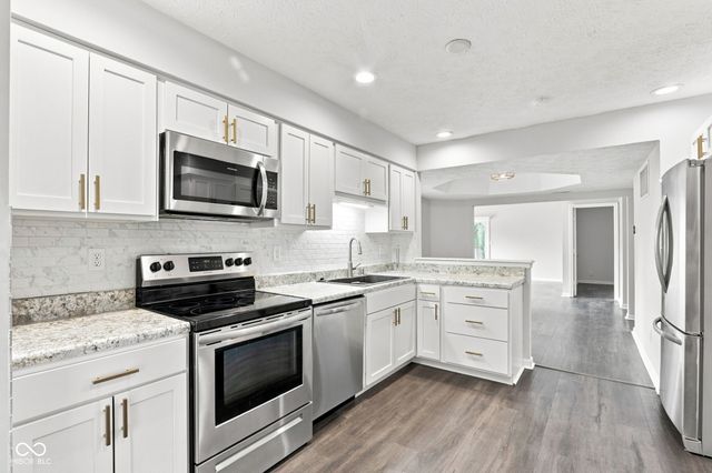6325 Behner Way, Indianapolis, IN 46250