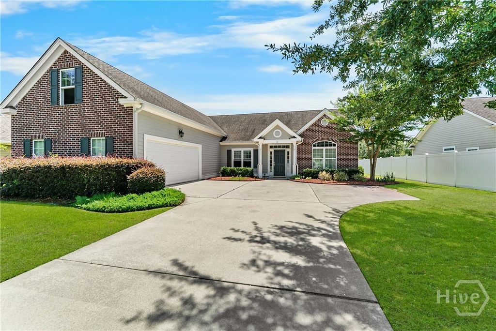 88 Gateway Drive, Pooler, GA 31322