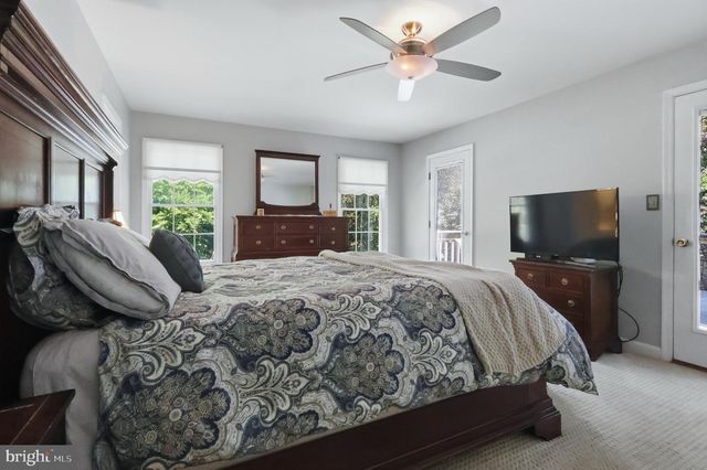 900 HICKORY CIR, La Plata, MD 20646