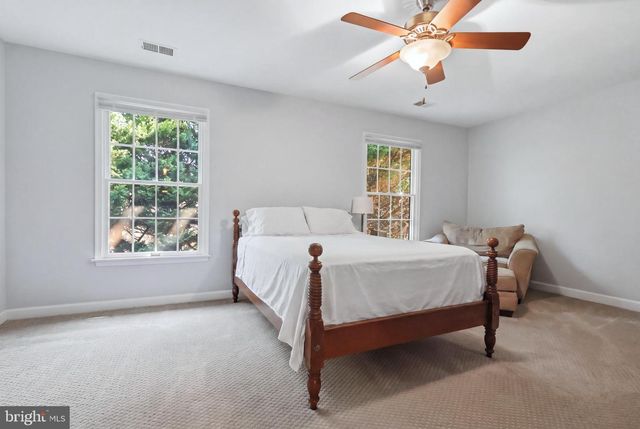 900 HICKORY CIR, La Plata, MD 20646