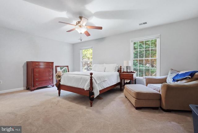 900 HICKORY CIR, La Plata, MD 20646
