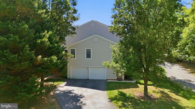 900 HICKORY CIR, La Plata, MD 20646