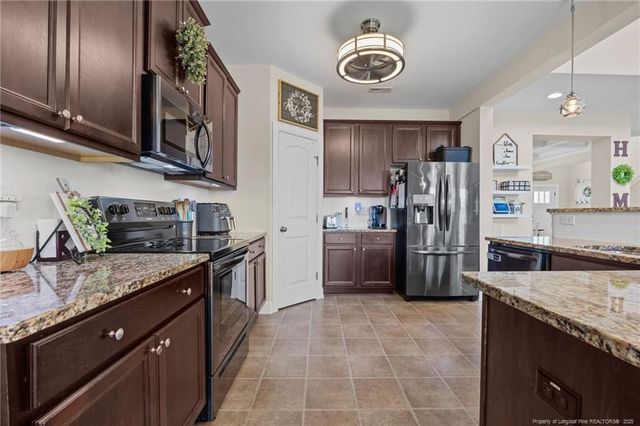 576 Kentucky Derby Lane, Lillington, NC 27546