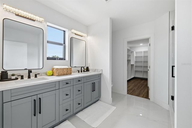 2328 W LA SALLE STREET, Tampa, FL 33607