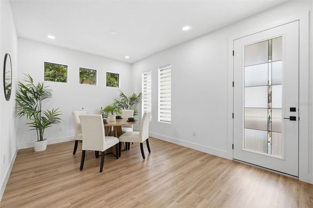 2328 W LA SALLE STREET, Tampa, FL 33607