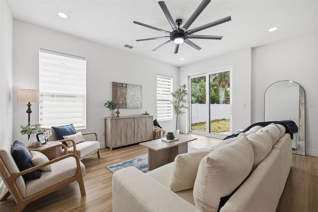 2328 W LA SALLE STREET, Tampa, FL 33607