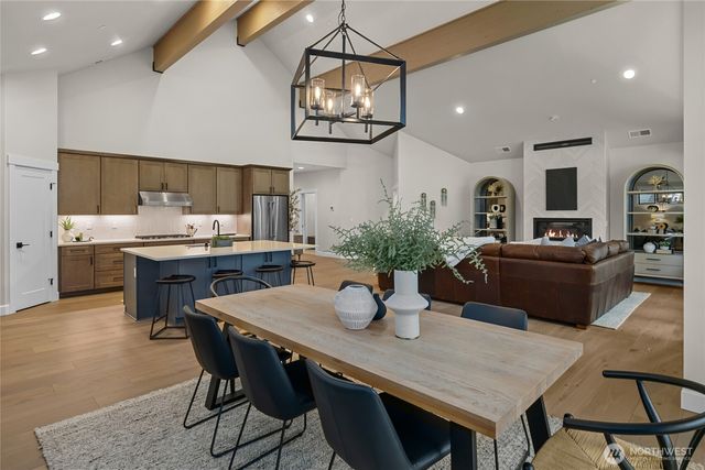 1000 Domerie Park Loop, Cle Elum, WA 98922