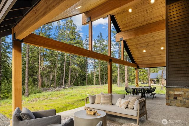 1000 Domerie Park Loop, Cle Elum, WA 98922