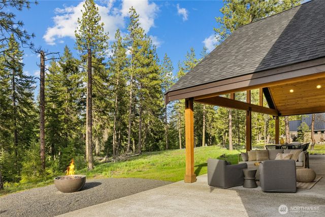 1000 Domerie Park Loop, Cle Elum, WA 98922