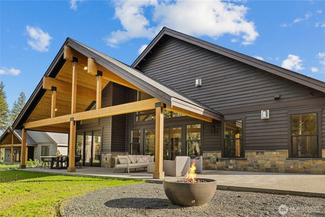 1000 Domerie Park Loop, Cle Elum, WA 98922