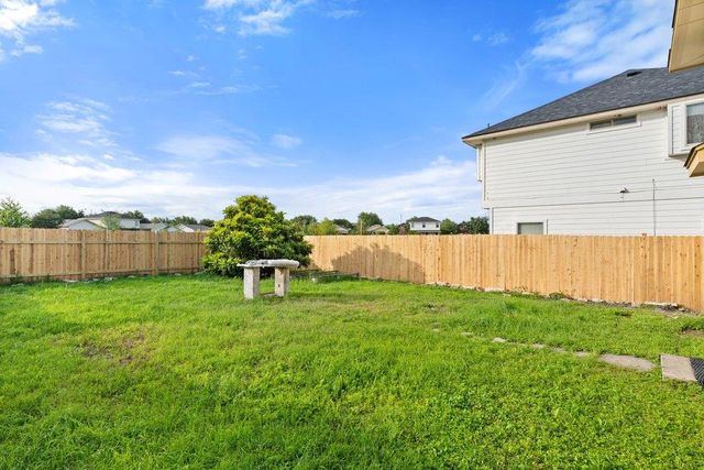 12828 Snow LN, Manor, TX 78653