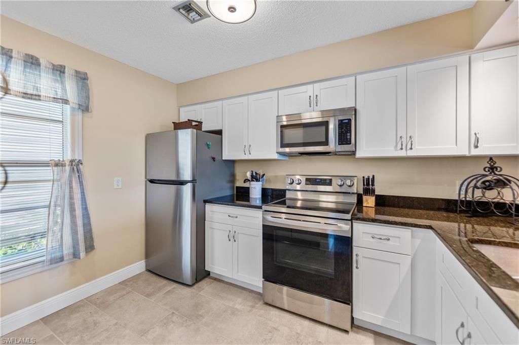25494 Cockleshell DR 202, BONITA SPRINGS, FL 34135 — photo 2