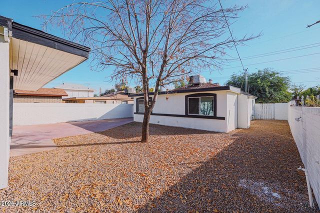 1716 E OAK Street, Phoenix, AZ 85008