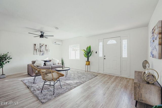 1716 E OAK Street, Phoenix, AZ 85008