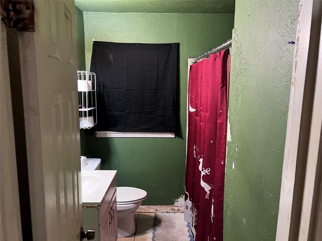 7641 Delavan Drive, Houston, TX 77028
