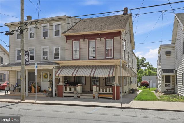 218 MAIN ST, Denver, PA 17517