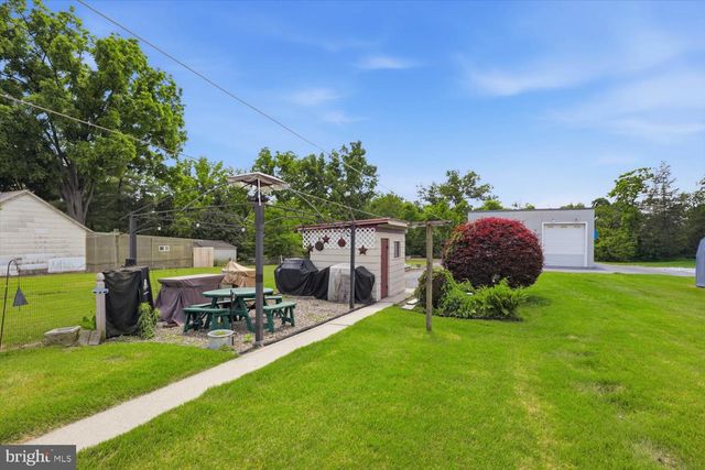 218 MAIN ST, Denver, PA 17517