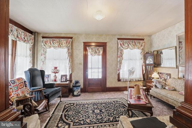 218 MAIN ST, Denver, PA 17517