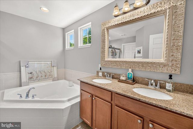 126 WHEELER LN, Frederick, MD 21702