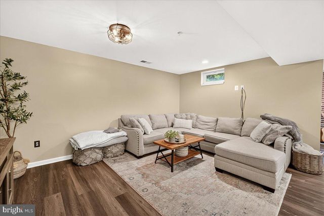 126 WHEELER LN, Frederick, MD 21702