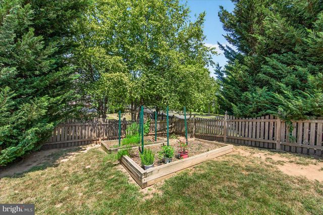 126 WHEELER LN, Frederick, MD 21702