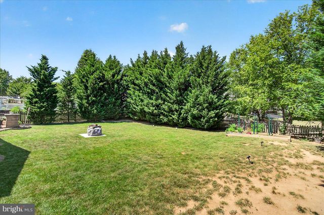 126 WHEELER LN, Frederick, MD 21702