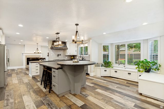 1956 E BRANDON PARK PL, Sandy, UT 84092