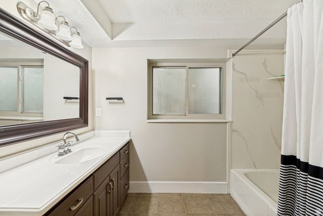 1956 E BRANDON PARK PL, Sandy, UT 84092