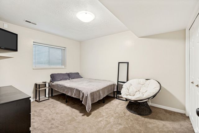 1956 E BRANDON PARK PL, Sandy, UT 84092