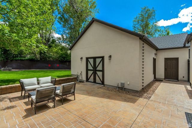 1956 E BRANDON PARK PL, Sandy, UT 84092