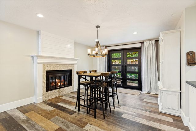 1956 E BRANDON PARK PL, Sandy, UT 84092