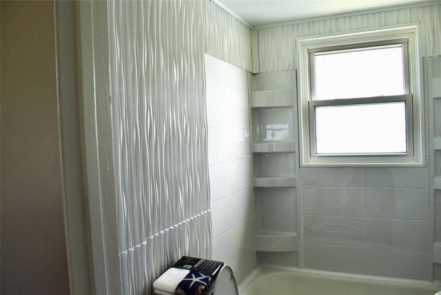 11 Chimaera Road, Sargent, TX 77414