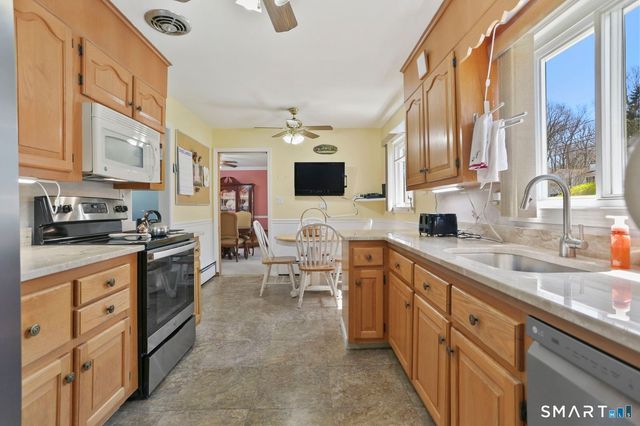 1 Driftwood Lane, Norwalk, CT 06851