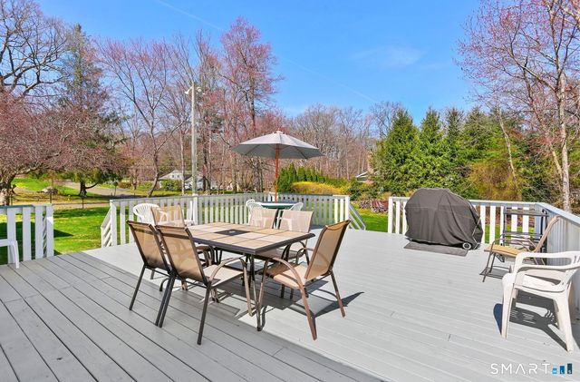 1 Driftwood Lane, Norwalk, CT 06851