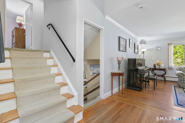 1 Driftwood Lane, Norwalk, CT 06851