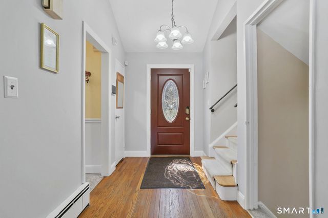 1 Driftwood Lane, Norwalk, CT 06851