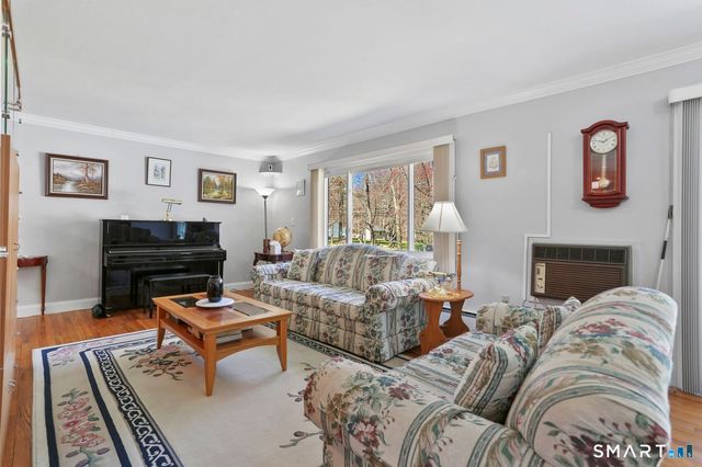 1 Driftwood Lane, Norwalk, CT 06851