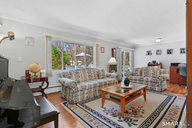 1 Driftwood Lane, Norwalk, CT 06851