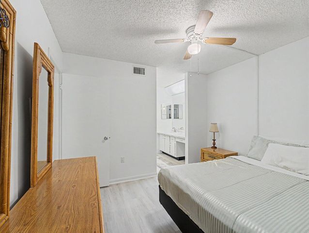 6800 Royal Palm Boulevard 207f, Margate, FL 33063