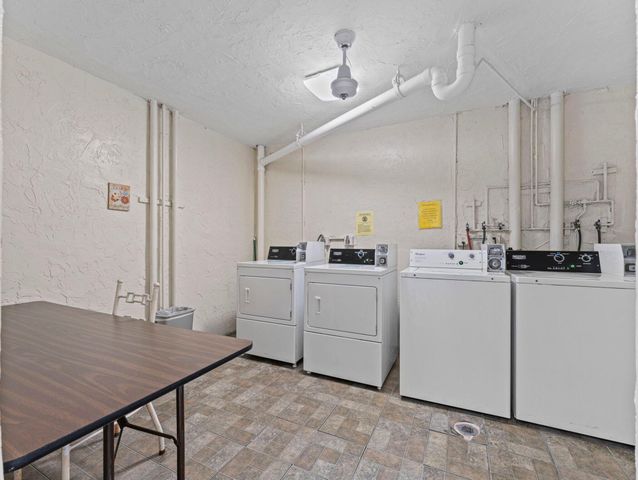 6800 Royal Palm Boulevard 207f, Margate, FL 33063